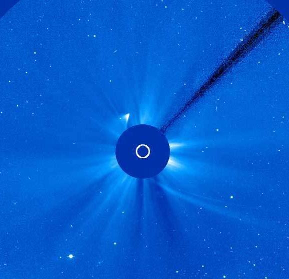 At about 17:30 GMT (half past five in the evening) on Thursday 28 th the comet was at perihelion (its closest) just 1 million kilometers above the surface of the Sun.