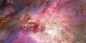 Aromatic molecules in space In addition to the molecules listed last time, there is also a well-known and abundant class of aromatic ring molecules in interstellar clouds.