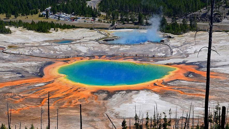 Computer shows plume of hot rocks didn't form Yellowstone's supervolcano By Scientific American, adapted by Newsela staff on 03.20.