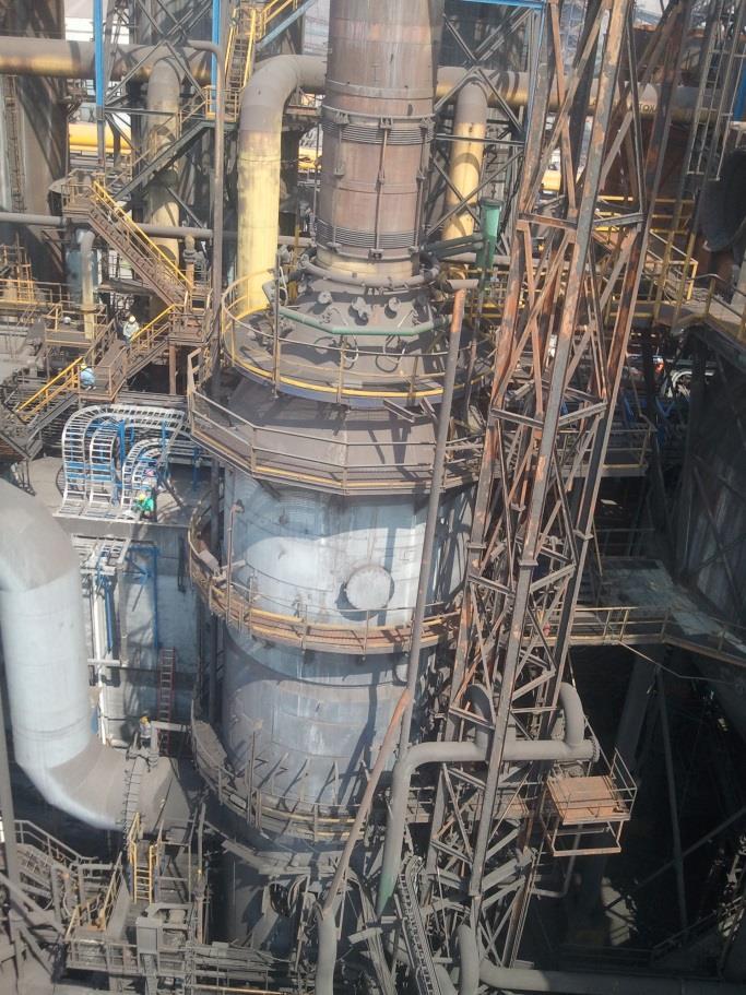 liquid phases iron and slag in the blast furnace consist of solutions of Fe, C, Si, Mn, P and SiO 2, Al 2 O 3, CaO, FeO respectively Flue gases typically contain CO, CO