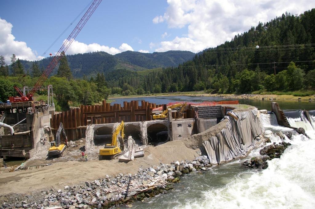 Policy Dam Removal Challenges Loss or replacement of project benefits Cultural or historical significance Funding Technical Structural integrity